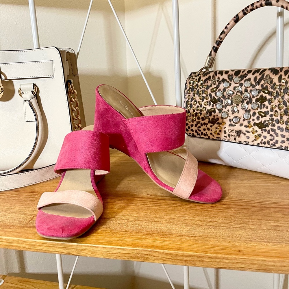 Chinese laundry Versace pink wedges